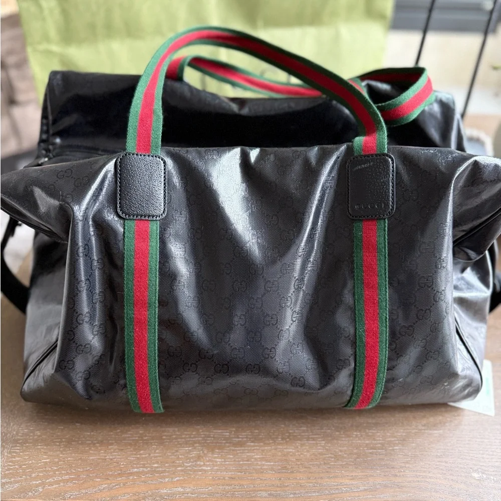 Gucci Black Duffel Bag with Red and Green Accents - Picture 2 of 5